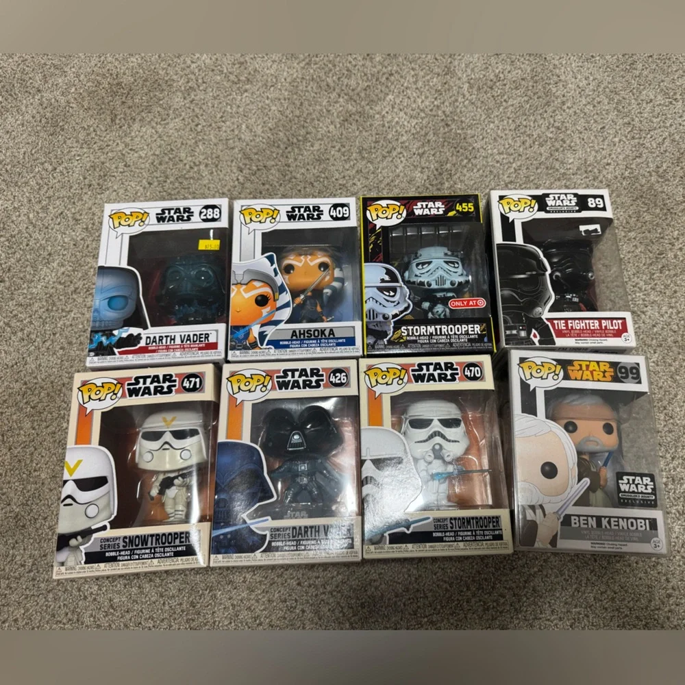 Funko Star Wars Pop! Set with Black, White, Orange, Blue, Brown, Gray Figures‎